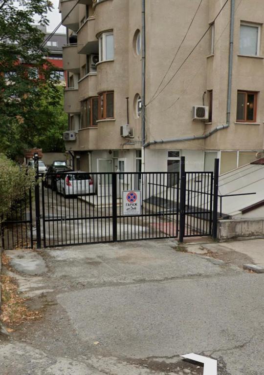 Паркомясто/Гаражна клетка в град София, Манастирски ливади